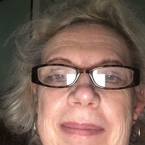 Meet your Posher, Loretta